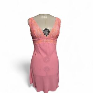 Women’s Pink & Coral Sheer & Lace Short Nightgown. Size 3X